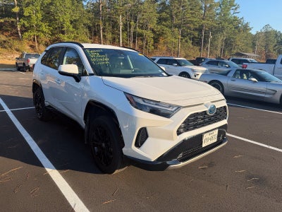 2024 Toyota RAV4 Hybrid SE