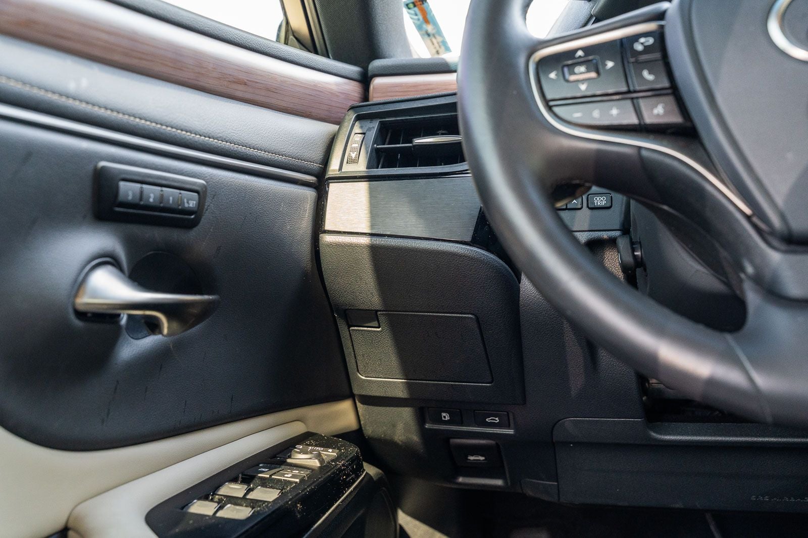 2025 Lexus ES 350
