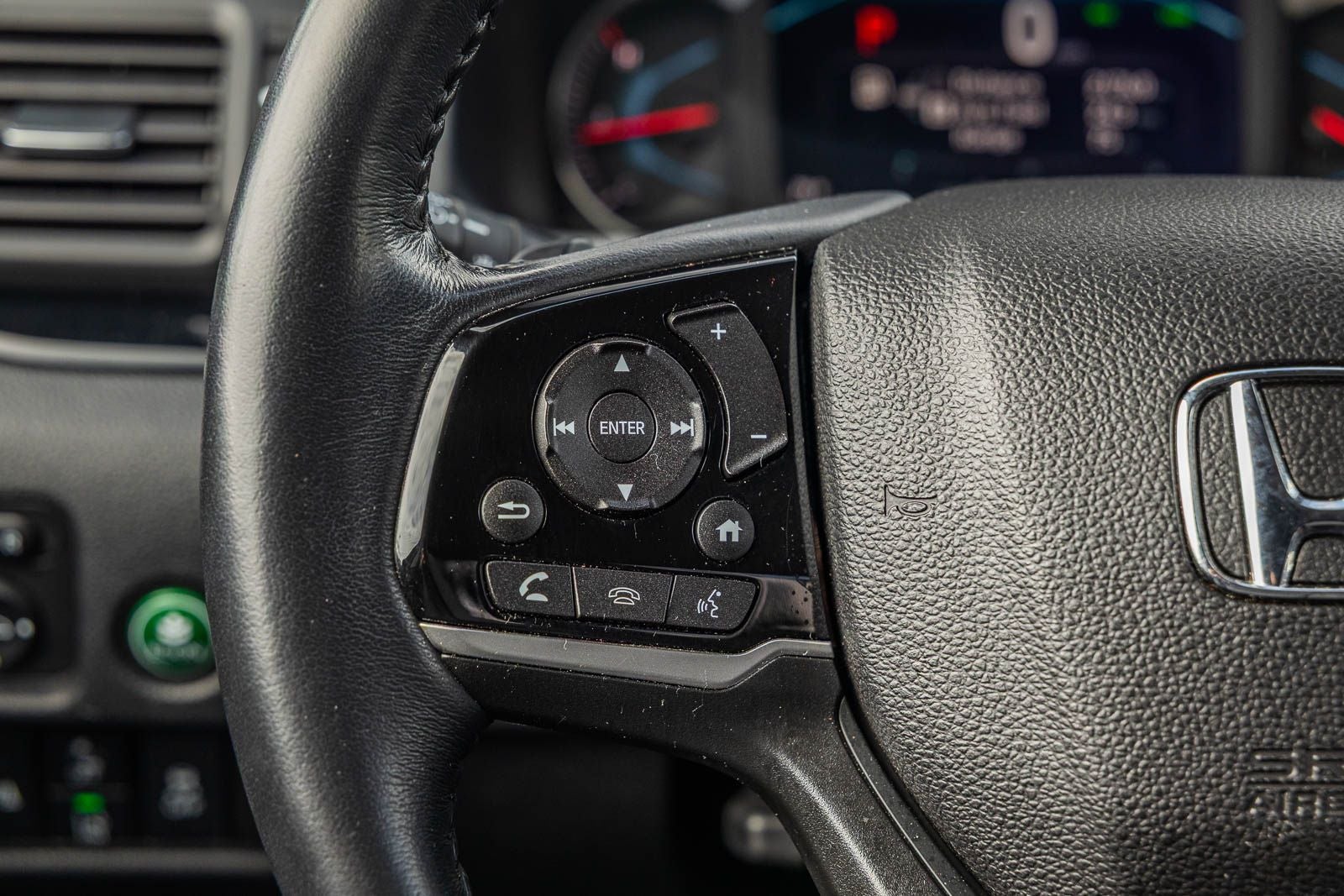 2021 Honda Pilot Touring 8 Passenger