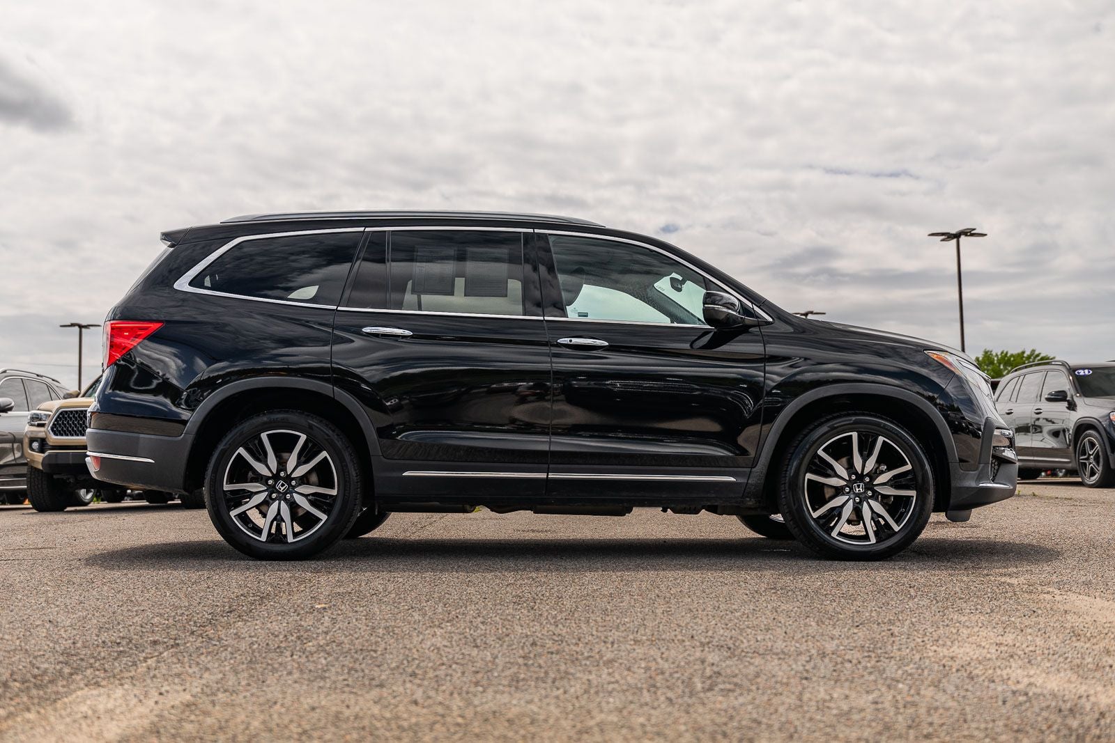 2021 Honda Pilot Touring 8 Passenger