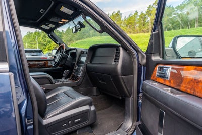 2015 Lincoln Navigator Base