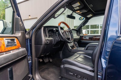 2015 Lincoln Navigator Base
