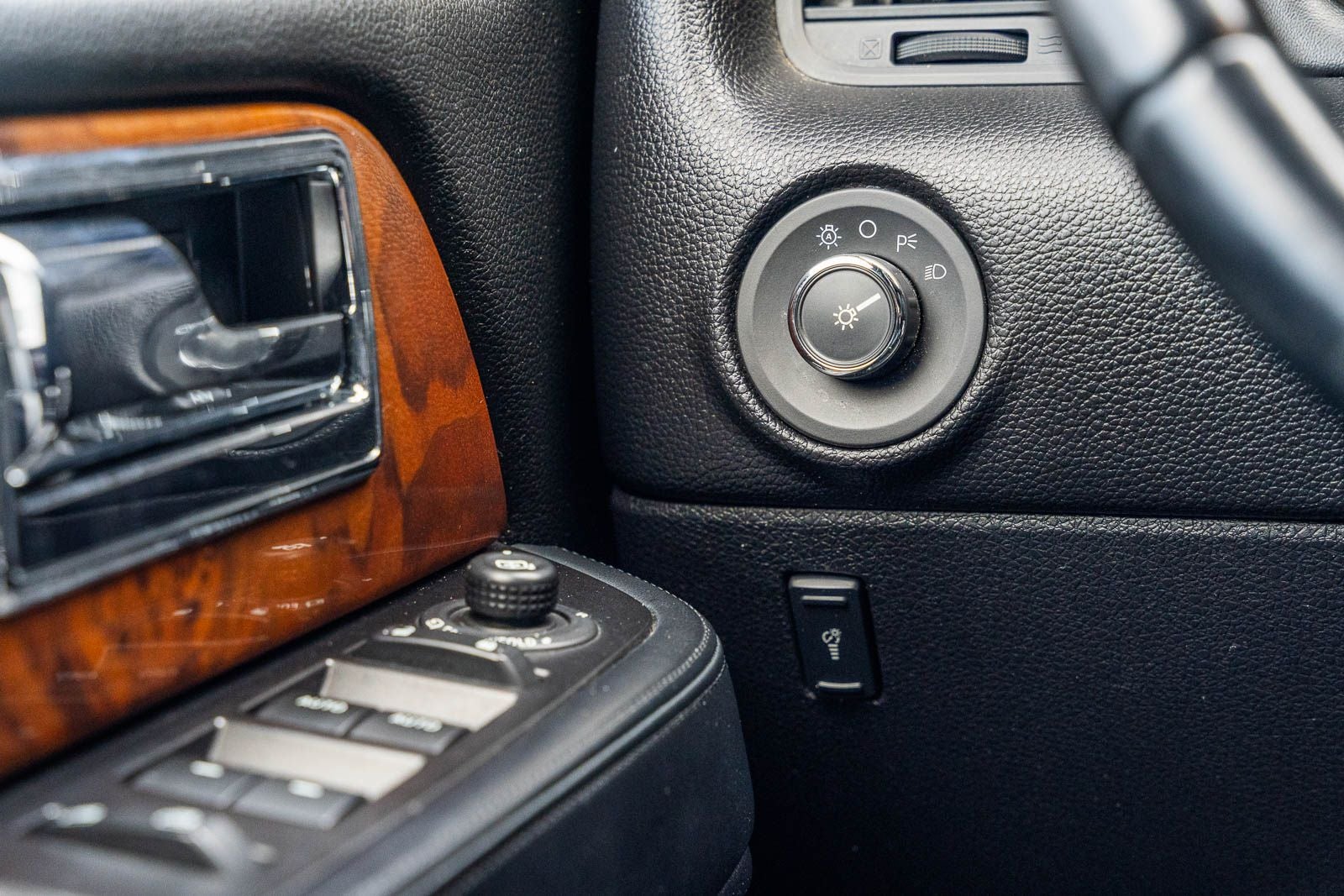2015 Lincoln Navigator Base