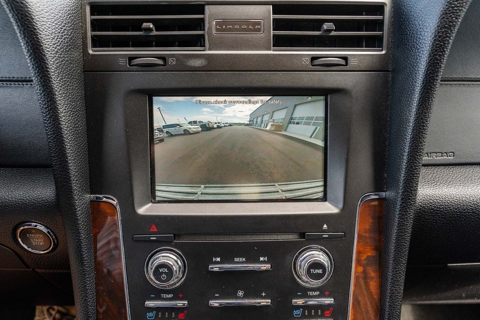 2015 Lincoln Navigator Base