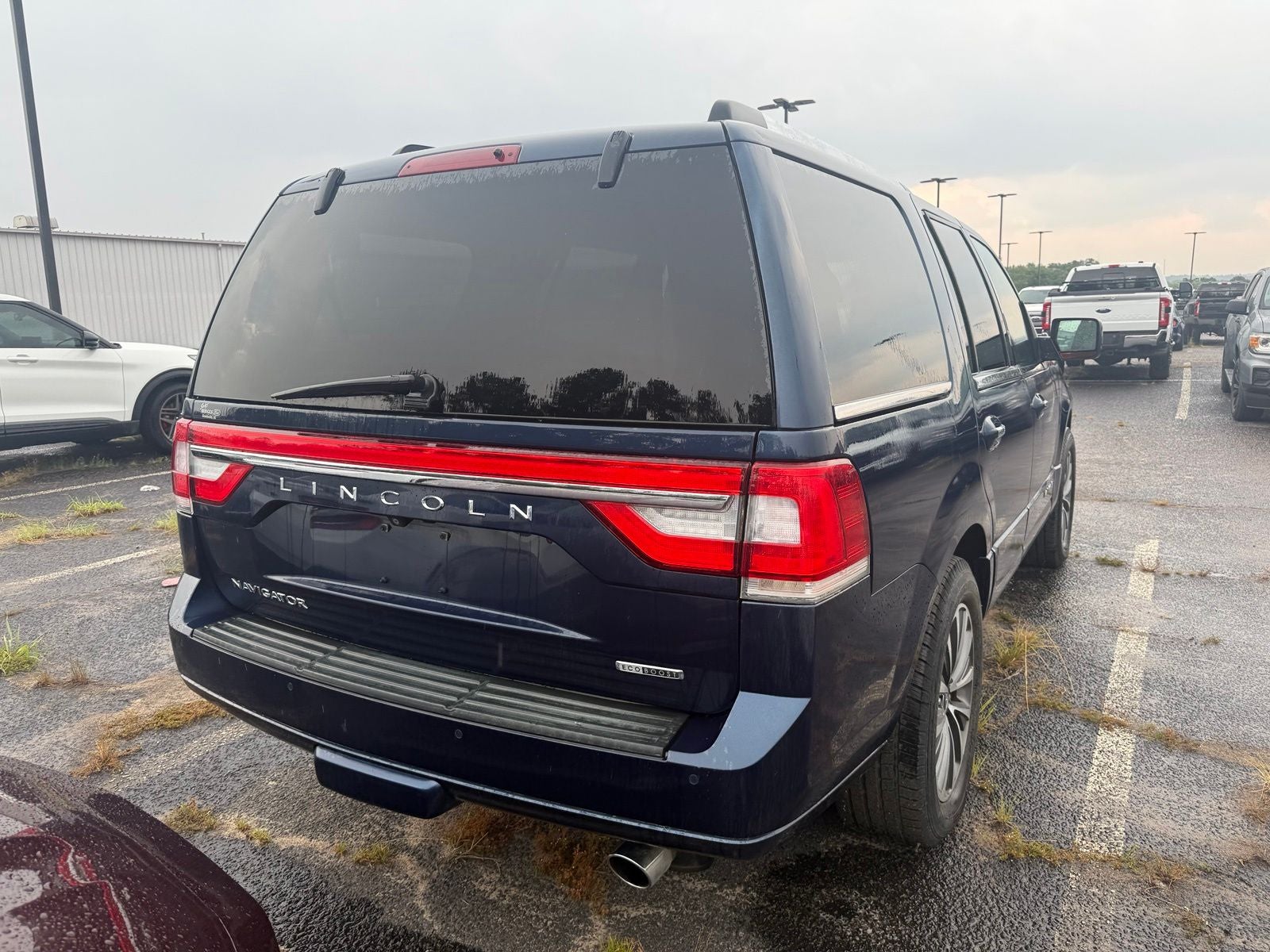 2015 Lincoln Navigator Base