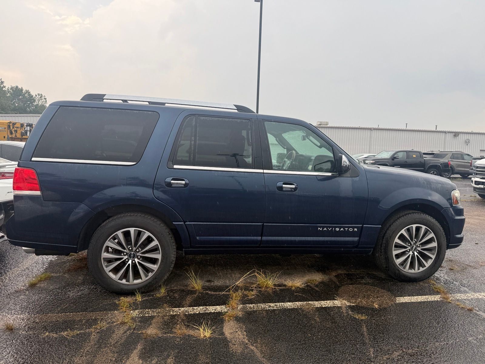 2015 Lincoln Navigator Base