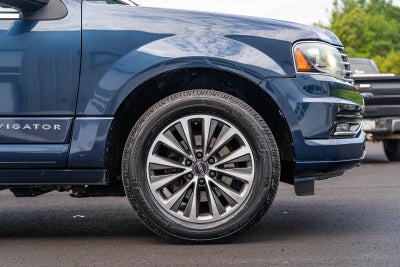 2015 Lincoln Navigator Base