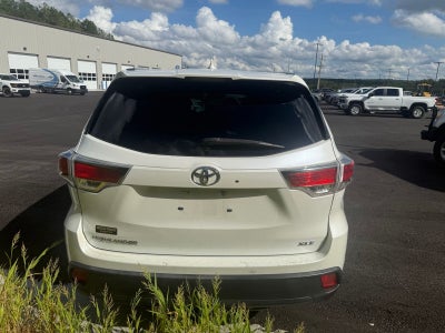 2016 Toyota Highlander XLE V6
