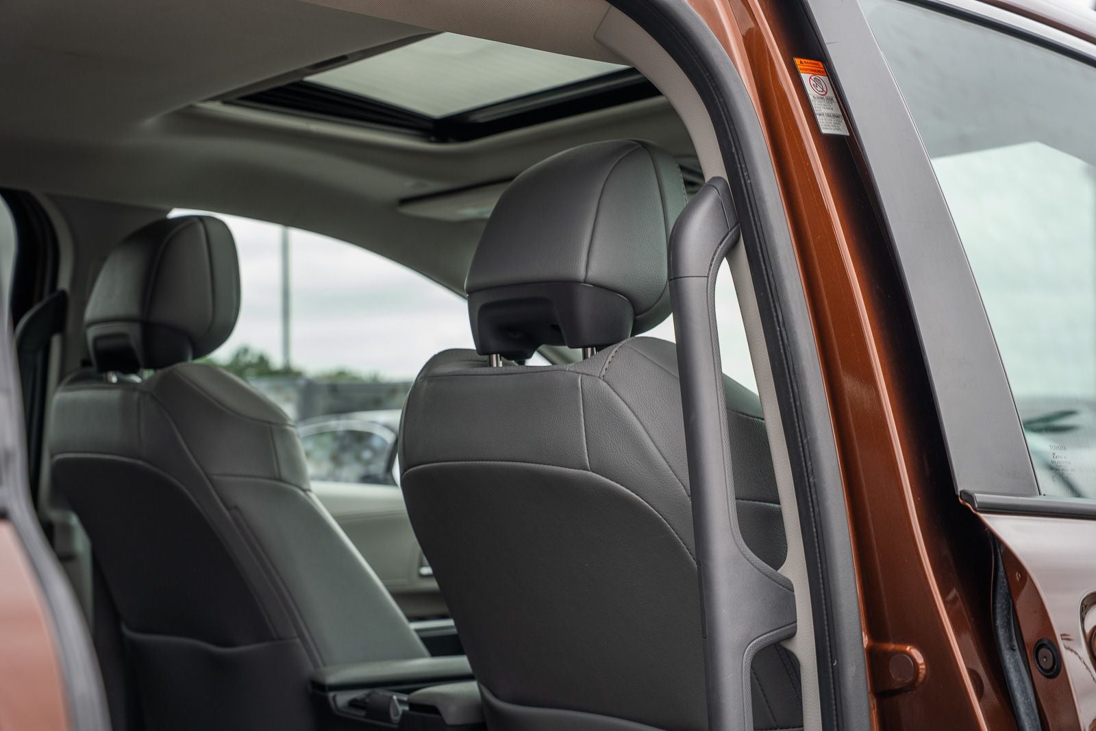2022 Toyota Sienna XLE 8 Passenger