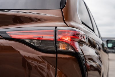 2022 Toyota Sienna XLE 8 Passenger