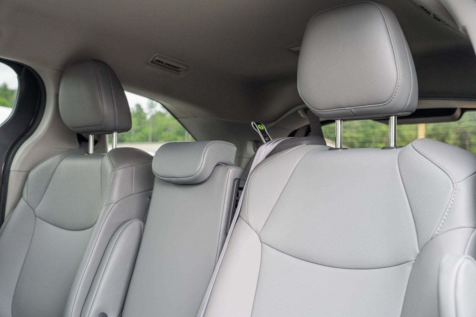 2022 Toyota Sienna XLE 8 Passenger