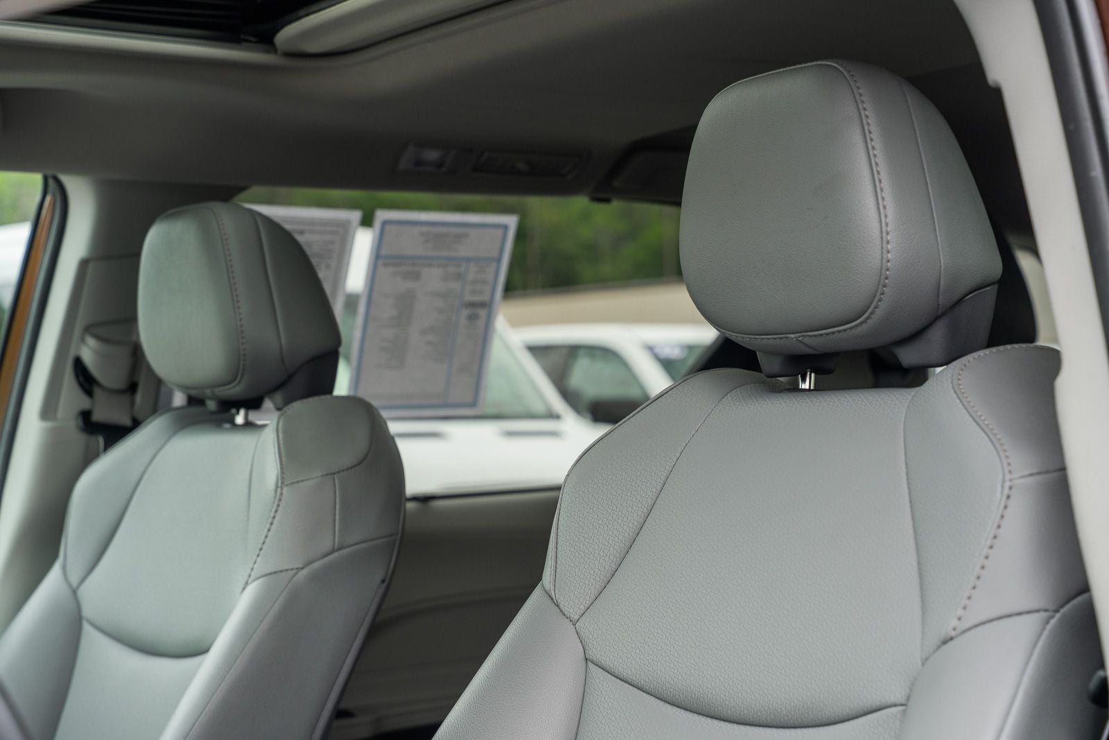 2022 Toyota Sienna XLE 8 Passenger