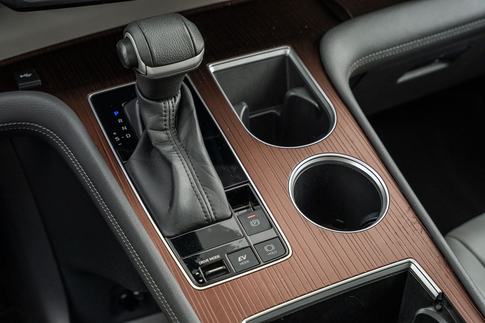2022 Toyota Sienna XLE 8 Passenger