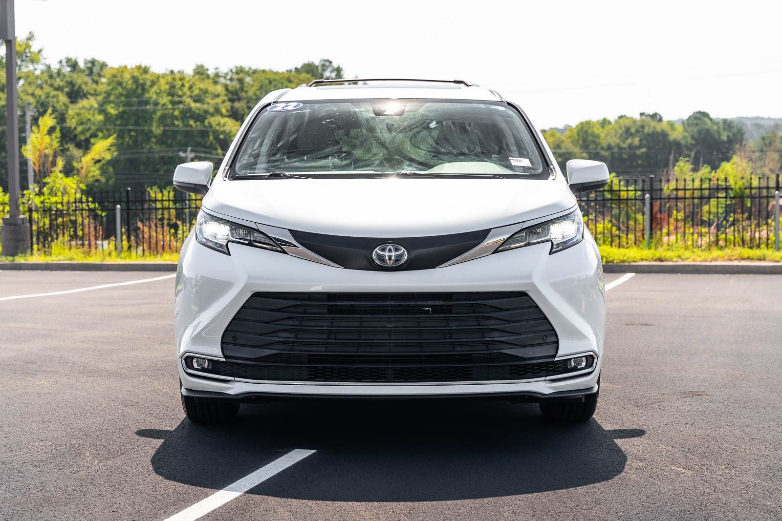 2022 Toyota Sienna XLE 7 Passenger