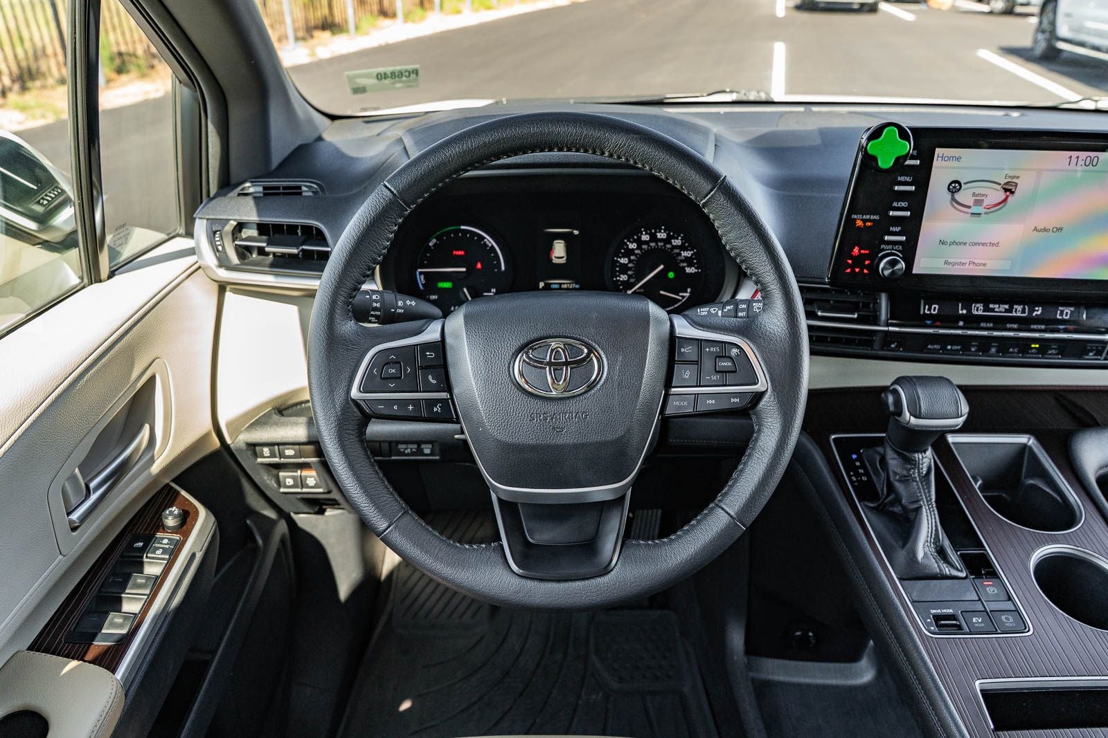 2022 Toyota Sienna XLE 7 Passenger