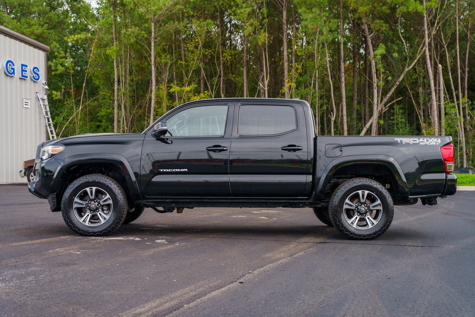2017 Toyota Tacoma TRD Sport V6