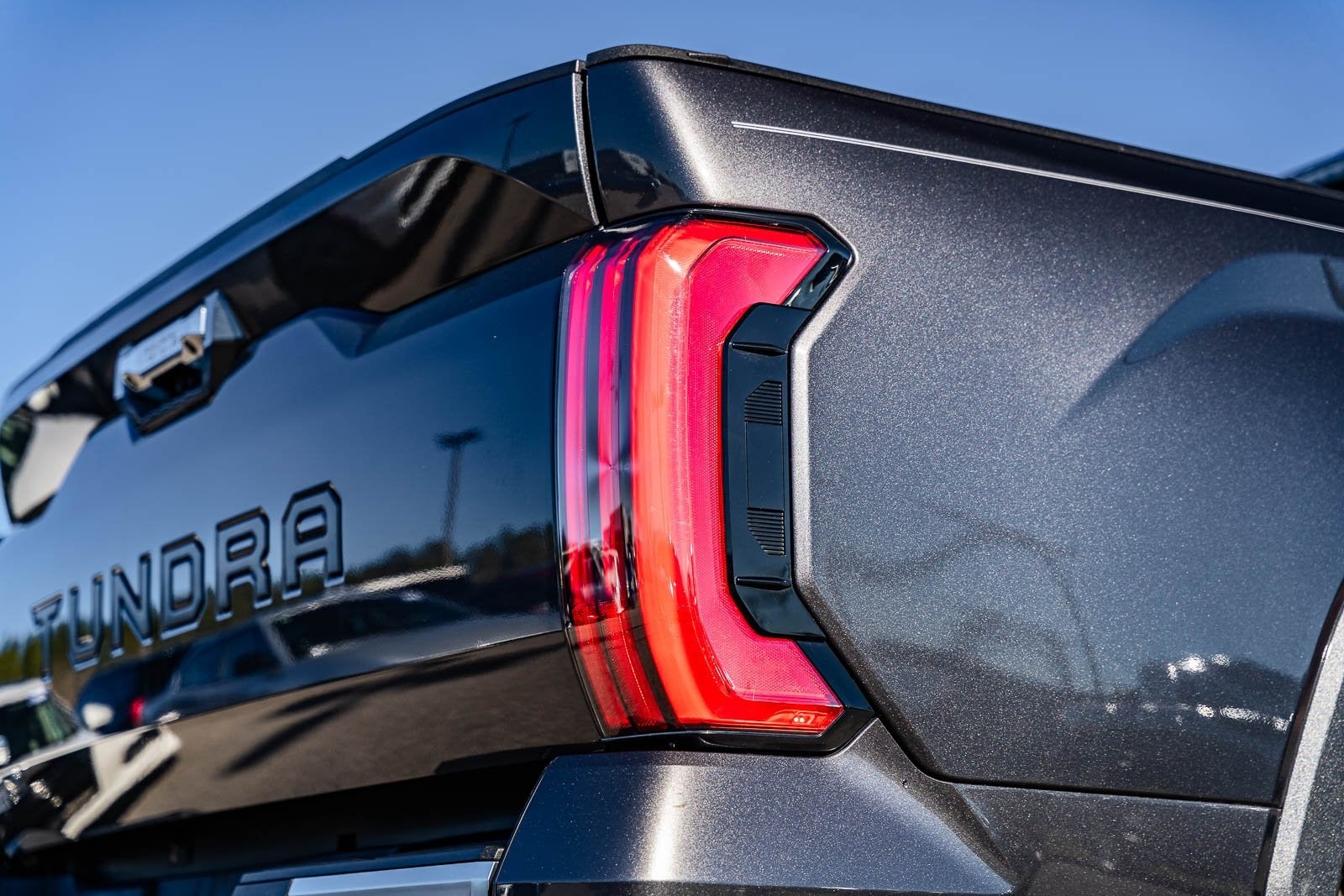 2024 Toyota Tundra Hybrid Limited