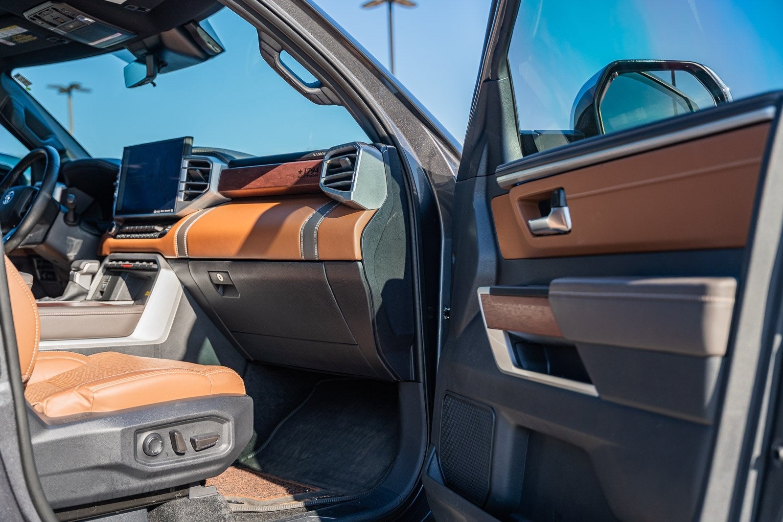 2024 Toyota Tundra Hybrid 1794 Edition