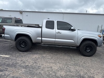 2017 Toyota Tacoma SR5