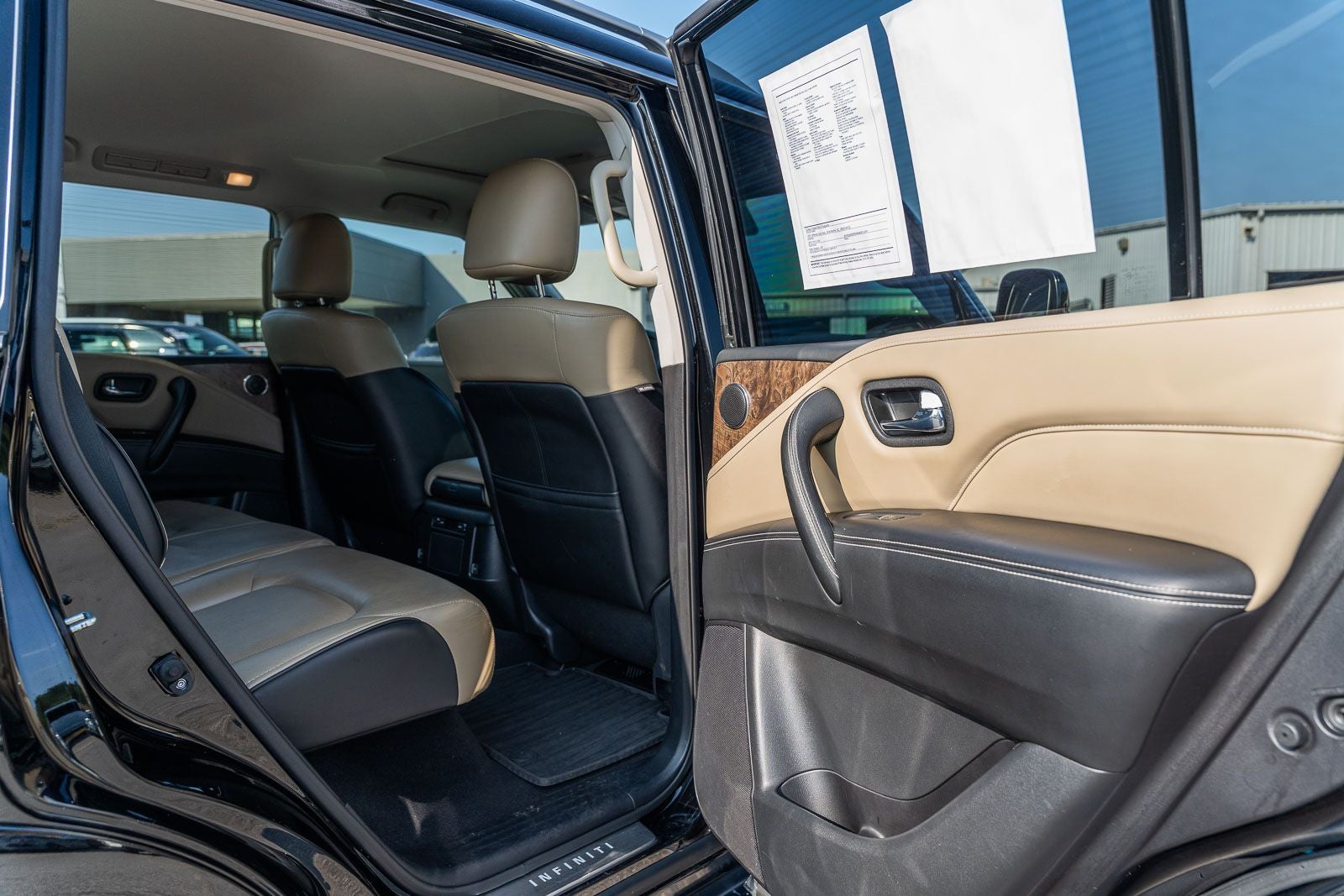 2021 INFINITI QX80 Premium Select