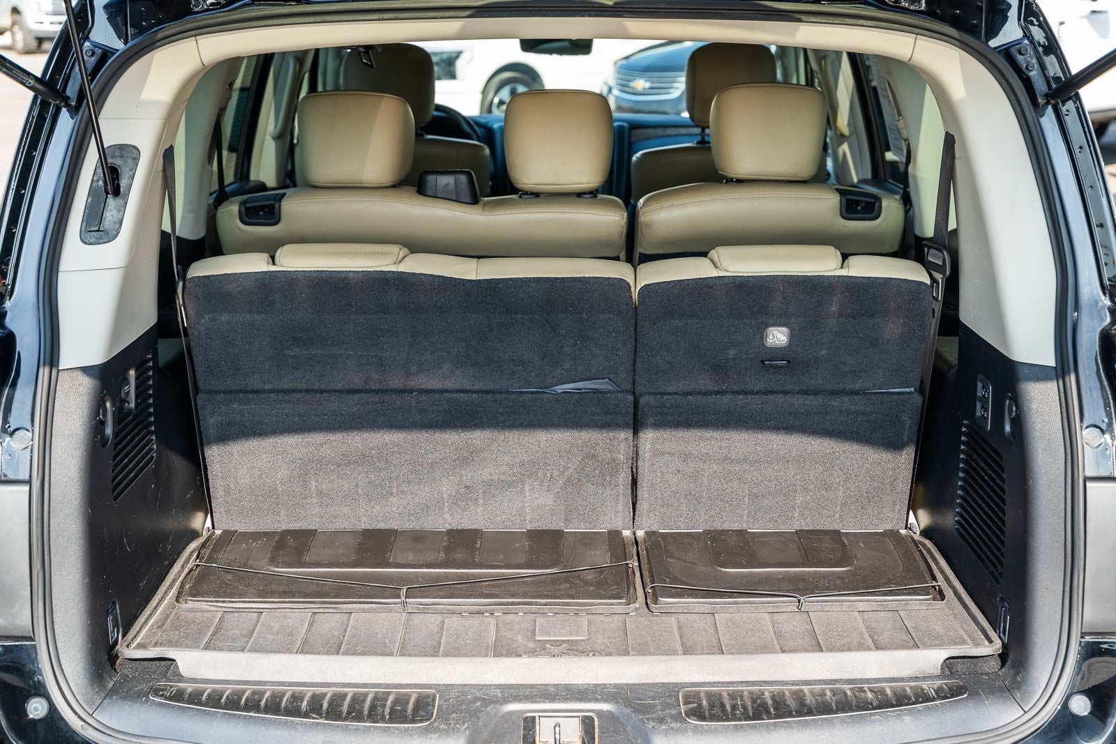 2021 INFINITI QX80 Premium Select