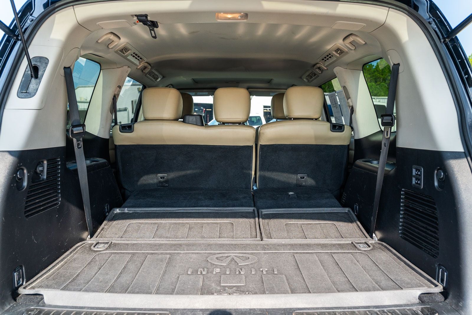 2021 INFINITI QX80 Premium Select