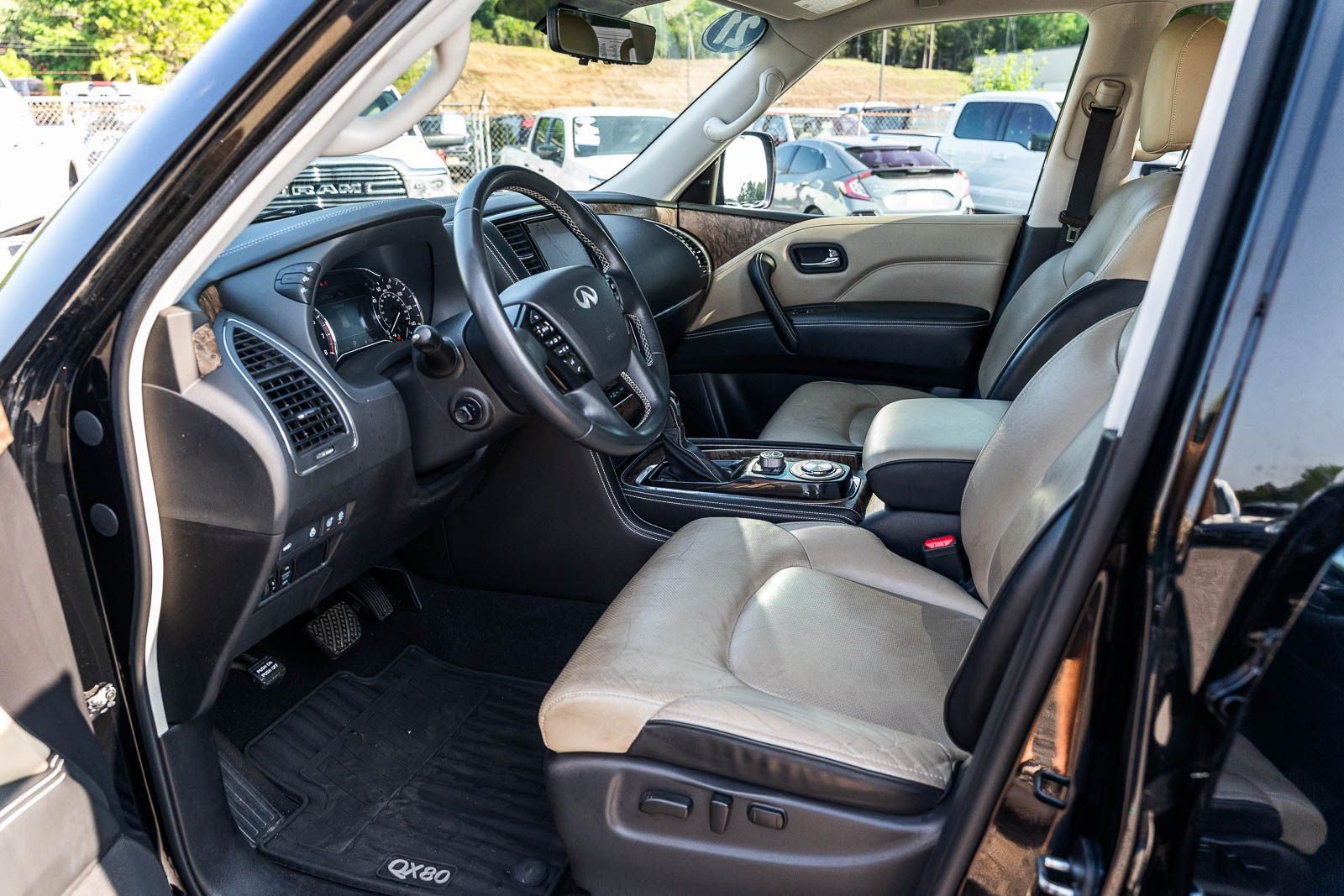 2021 INFINITI QX80 Premium Select