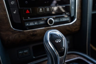 2021 INFINITI QX80 Premium Select
