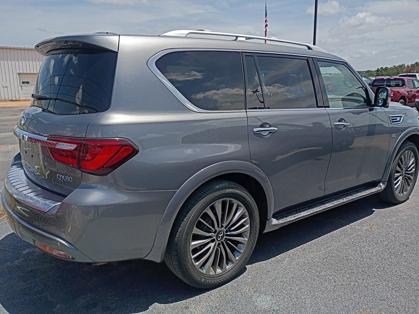 2018 INFINITI QX80 Base