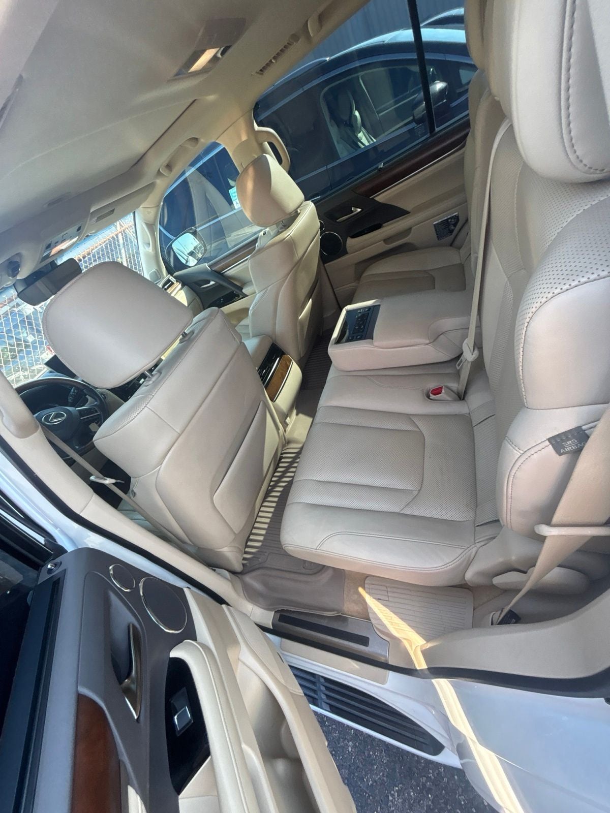 2020 Lexus LX 570