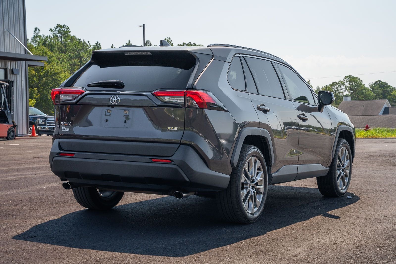 2020 Toyota RAV4 XLE Premium