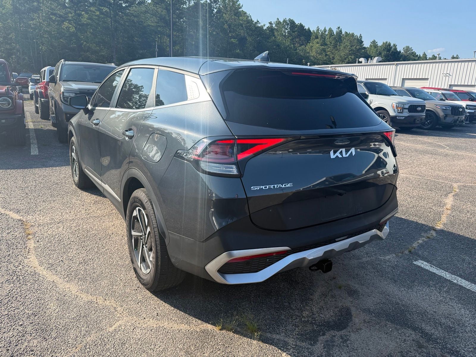 2023 Kia Sportage Hybrid LX