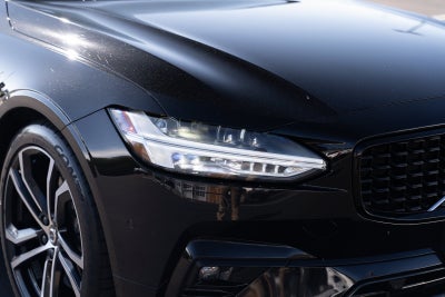 2021 Volvo S90 T6 R-Design