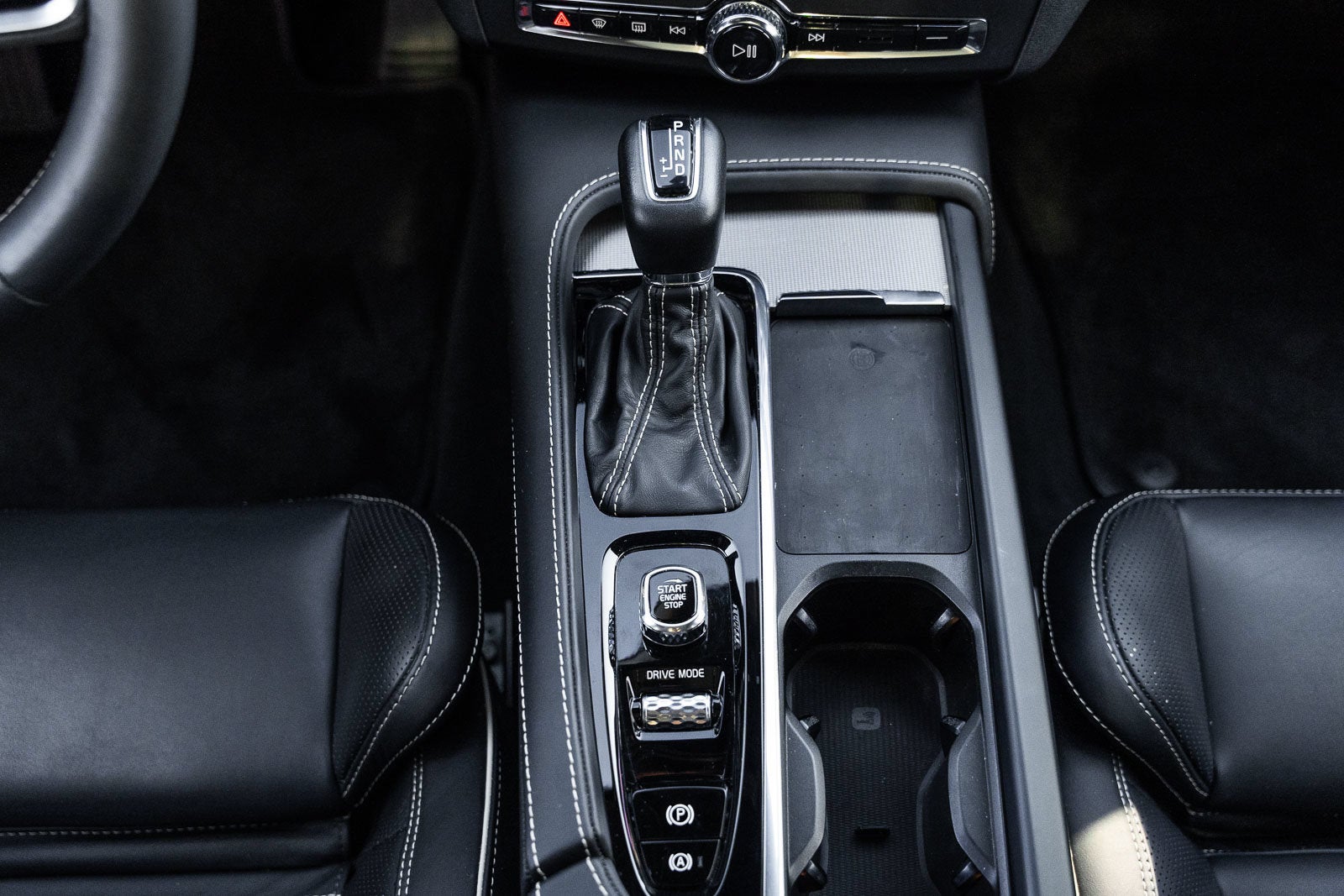 2021 Volvo S90 T6 R-Design