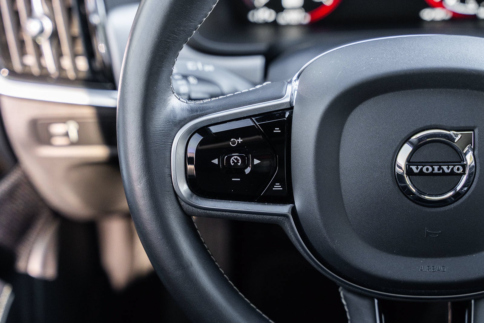 2021 Volvo S90 T6 R-Design