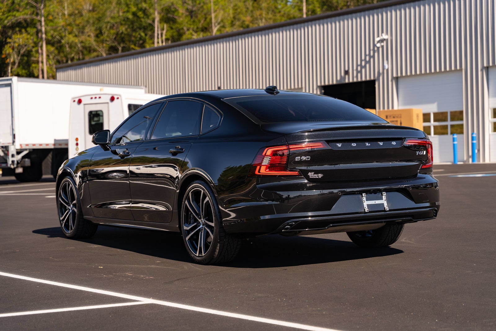 2021 Volvo S90 T6 R-Design