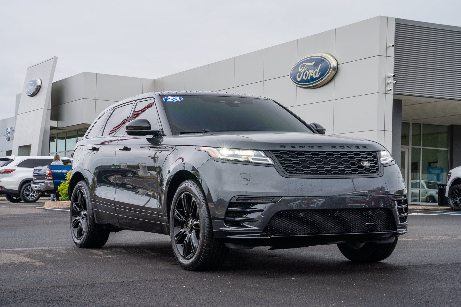 2023 Land Rover Range Rover Velar R-Dynamic S