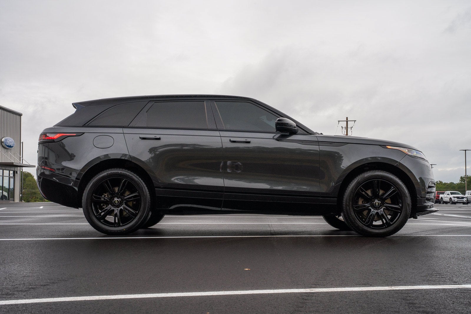 2023 Land Rover Range Rover Velar R-Dynamic S