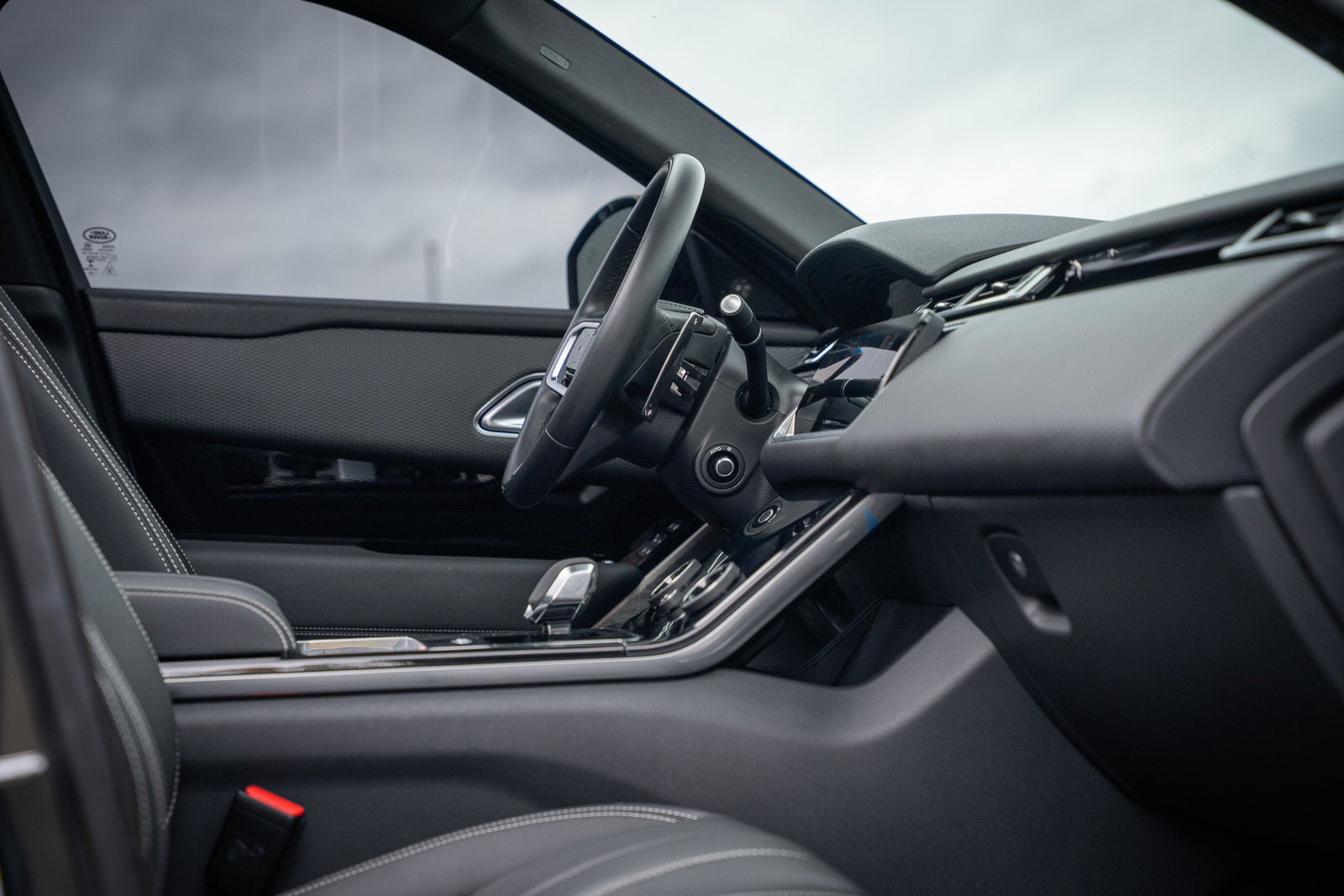 2023 Land Rover Range Rover Velar R-Dynamic S
