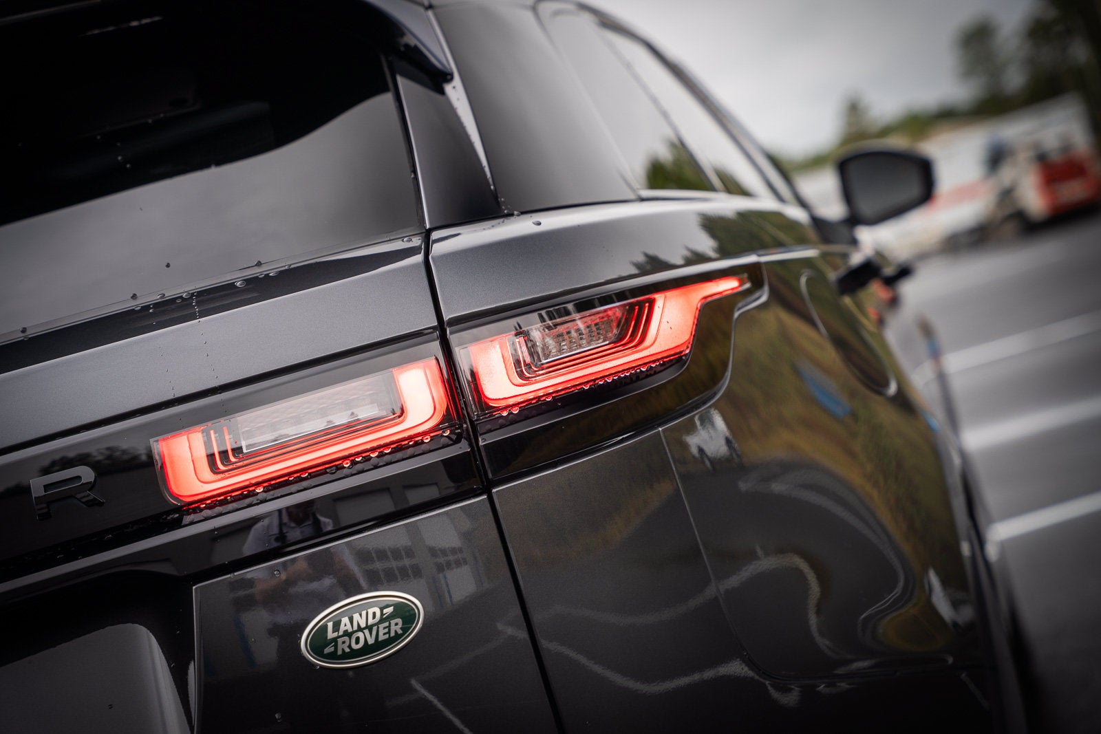 2023 Land Rover Range Rover Velar R-Dynamic S