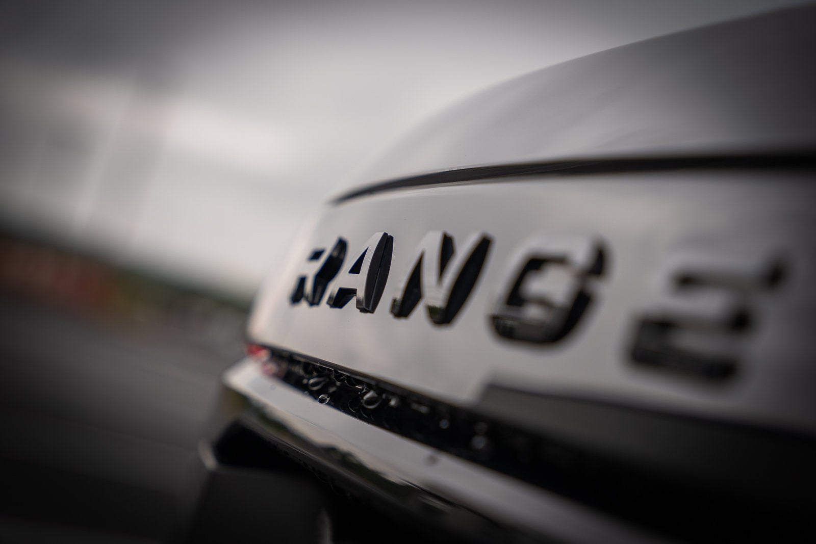 2023 Land Rover Range Rover Velar R-Dynamic S
