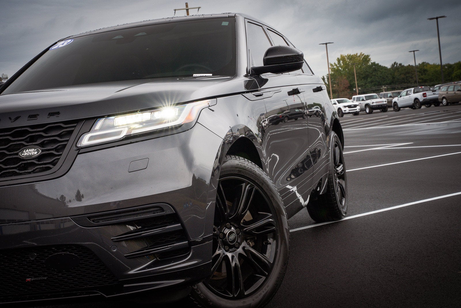 2023 Land Rover Range Rover Velar R-Dynamic S